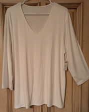 Chico's NEW the ultimate tee V-Neck White Sz 3 XL 3/4 Slvs NWT picture