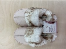 Jessica Simpson- FAUX FUR HOUSE SLIPPERS WOMEN SIZE Small 6-7.  #76 picture