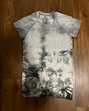 Lululemon Women’s Swiftly Tie-Dye Shirt Breathable Stretch Size 6 picture