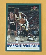 2002-03 Fleer Premium Emerald 1/300 Gary Payton #EM9 First Print SP Rare HOF  picture