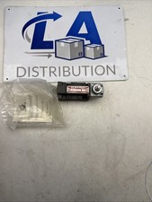 NUMATICS NUMATROL Model LR3-0201 Limit Valve Lever Operated LR30201 0108 picture