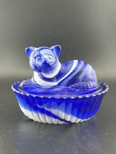Vintage Westmoreland Blue Slag Glass Kitty Cat On Nest RARE picture