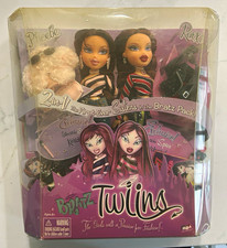 Bratz Twins 2-in-1 Phoebe & Roxxi 10in Fashion Doll Set 24pc Collector NIB picture