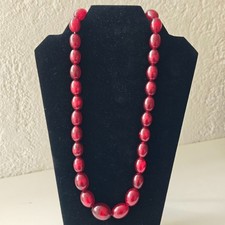 Vintage Cherry Red Amber Resin Graduated Bead Necklace 101g 62cm Bakelite Style picture