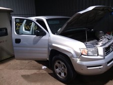 Carrier Rear Axle Fits 06-14 RIDGELINE 2124816 picture