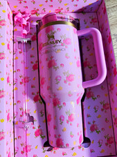 Stanley x LoveShackFancy FlowState Quencher H2.0 40oz Pink Floral w/ Handle picture