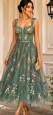 Women’s Green Floral Embroidered Tulle Midi A-Line Dress, Sweetheart, 8 picture