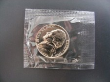 1965 Jefferson Nickel Special Mint Set (In Mint Cello) BU picture