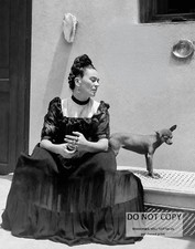 11X14 PUBLICITY PHOTO - FRIDA KAHLO MEXICAN PAINTER (MW-723) picture