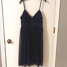 Hot Kiss Women's L Black Spaghetti Strap V-Neck Solid Chiffon A-Line Knee Dress picture