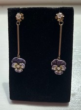 Vintage 14K or 18K yellow gold pansy earrings with 2 diamonds on each earring  picture