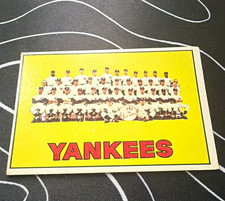 Topps 1967 #131 New York Yankees Team Card Baseball Card Base Set picture
