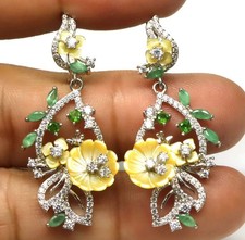 Emerald And Carved Mother Of Pearl Flowers Handmade 925 White Gold Plated picture