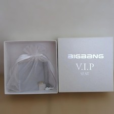 BIGBANG VIP Seat Swarovski Necklace with Box and Pouch Collectible 15+ picture
