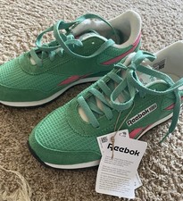 Reebok Women’s Green Low Top Lace-Up Athletic Sneakers Rubber Sole Logo picture