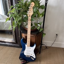 2007 Fender Standard Stratocaster MIM – Metallic Blue – Maple Neck – Made in MX picture