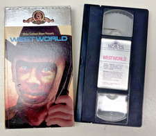 Westworld 1973 VHS Tape Action Sci-fi Thriller 1988 Release MGM/UA picture