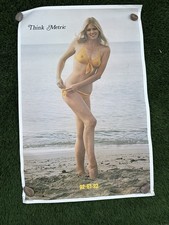 VINTAGE PIN-UP SWIMSUIT GIRL POSTER ON BEACH THINK METRIC 1975 AA SALES 35x23