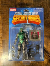 Doctor Doom Secret Wars Marvel Legends Retro Cardback Comics Version Hasbro picture