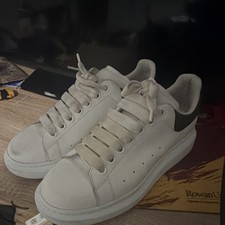 Alexander McQueen picture