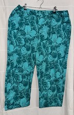 Liz Claiborne Woman Tropical Floral Stretch Twill Capri Pants Green Blue picture