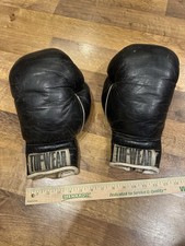 🥊🥊 One Pair/Set of Vintage Tuf Wear Black Boxing Gloves - Larger Size 🥊🥊 picture