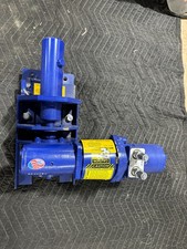 MY-TE HY3D-BAY WINCH Hydraulic Capstan with MY-TE locking swivel mount picture