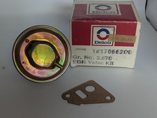 EGR Valve KIT - DELCO 17066200 - NOS - 1979-82 GM Vehicles with 5.7L V8 picture