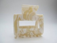 Medium/large shimmering marbled vanilla blonde white hair claw clip picture