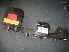 Pro-Gard G5000 UT Vertical Gun Mount for Partition Screen or Trunk Mount picture