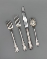 Modern Victorian by Lunt Sterling Silver 4 piece Dinner Size Place Setting picture