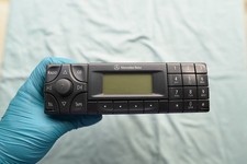 99-04 Mercedes W208 CLK430 SL500 C230 FM/AM Audio Radio Player A2088200186 OEM picture