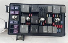 2006-2008 Pontiac Grand Prix Engine Fuse Box Assembly 3.8L OEM picture