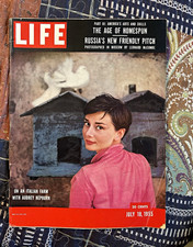 Lot of 10 Vintage Magazines LIFE Audrey Hepburn Interview NY Times Vanity Fair picture