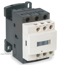 50A Contactor 3 POLE w Auxilary Contact NO/NC 120V Coil , 40A, 30A 3Phase 32A AC picture
