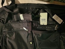 NWT LeSPORTSAC PACKABLE WEEKENDER BAG -- EXCELLENT CONDITION picture