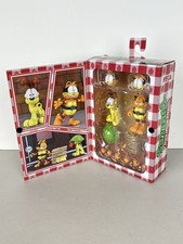 NECA TMNT x Garfield Ultimate Garfello and Odie Action Figure New picture