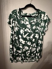 Lane Bryant Womens Plus 22/24 Green White Floral V-Neck Short Sleeve Blouse picture