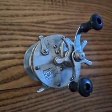 VTG Shakespeare Service 1944 Model FE Fishing Reel Decor Restore Freshwater  picture