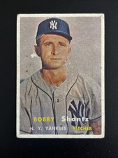1957 Topps - Scarce Series Bobby Shantz #272 picture