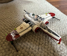 LEGO Star Wars Starfighter Complete w/ Miscellaneous Minifigures Manual picture