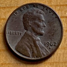 1962 D Rare Lincoln Memorial Penny DDO Error Filled Mint Mark Toned picture