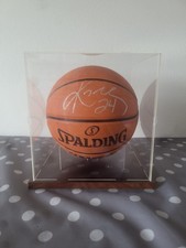 Kobe Bryant Signed Basketball Ready 2 Display in Case & With COA Autographed  picture