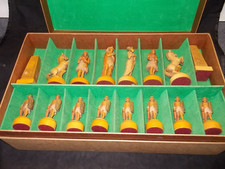 ✔️ANRI 1960 QUEEN NEFERTITI EGYPT CHESS SET HAND CARVED, PAINTED GILDED & CASE picture