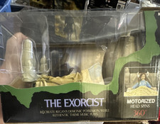NECA The Exorcist Regan Possessed Deluxe Boxed Set Motorized Head Spins 360 picture