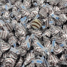 Hershey's Kisses Hugs Milk Chocolate Hugged by White Crème Bulk Candy (2 Pounds) picture
