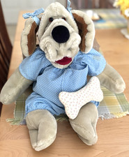 VINTAGE WRINKLES STUFFED ANIMAL GIRL DOG PUPPET--THE HERITAGE COLLECTION picture