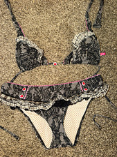 Vtg Betsey Johnson Lace Underwire Bikini swimsuit Set Size L Black White Ruffle picture