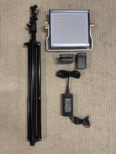 Neewer NL480 LED Panel Photography Portable W/5500mAh Battery, Charger, AC Cord picture