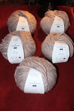 BUTTERCREAM - Luxe Craft Cozy 7 Oz 87 Yd 200 G Lot of 5 Tan Multi picture